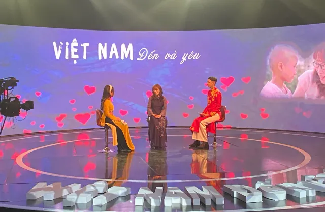 Audience Premiere of  Gala Vietnam – Come and Love - Ảnh 8.