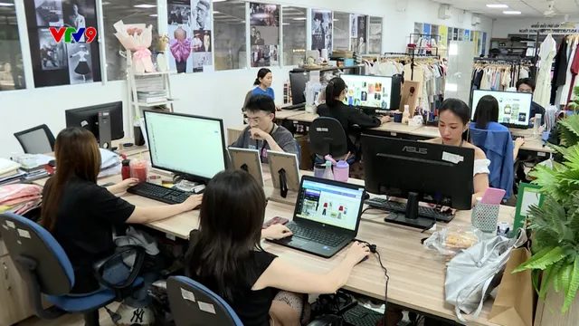 TP. Hồ Chí Minh lần đầu tiên thu ngân sách vượt 500 ngàn tỉ đồng