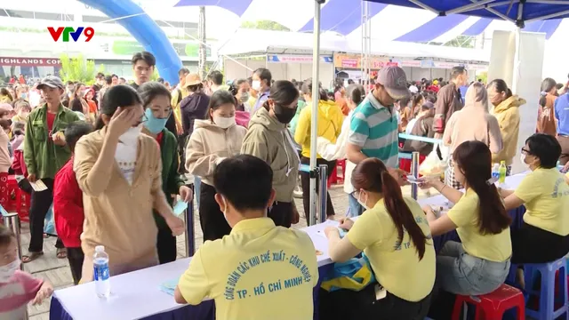 Thành phố Hồ Chí Minh khởi động chăm lo tết cho công nhân lao động