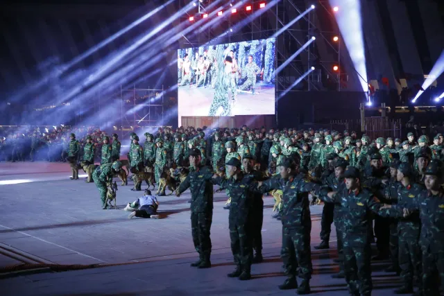 3,000 Artists, Performers, and Soldiers Rehearse for “The Historical Path” - Ảnh 4.