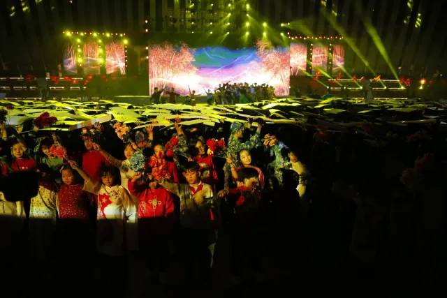 3,000 Artists, Performers, and Soldiers Rehearse for “The Historical Path” - Ảnh 12.