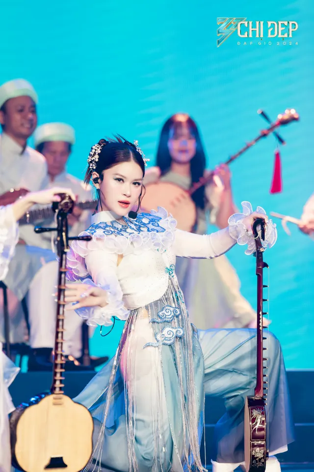 Ngọc Thanh Tâm và những ngày trời bao la cùng "Gia đình haha"- Ảnh 2. Ngọc Thanh Tâm và những ngày trời bao la cùng "Gia đình haha"- Ảnh 2.