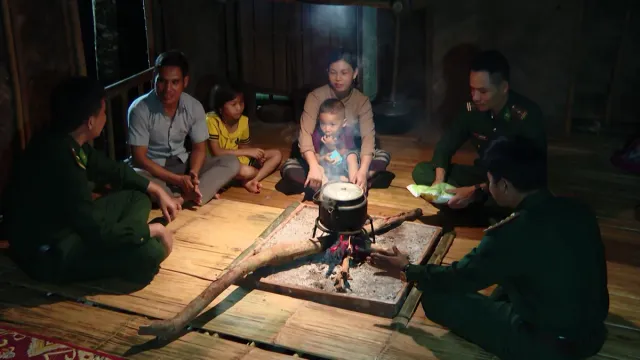 The program Border Spring Warms Village Hearts 2025 - Ảnh 4.