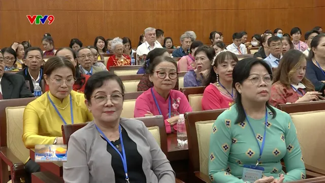 Họp mặt người Việt ở nước ngoài đầu xuân Ất Tỵ