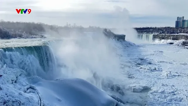 Kỳ vĩ thác Niagara đóng băng