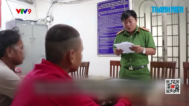Thiếu niên 13 tuổi đốt xe ô tô đặc chủng của công an