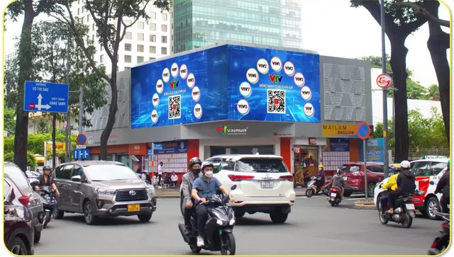 Faster Access to the New Version of VTVgo from Multiple Outdoor LED Screens - Ảnh 5.