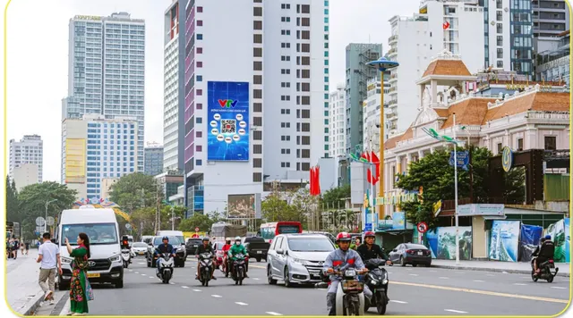 Faster Access to the New Version of VTVgo from Multiple Outdoor LED Screens - Ảnh 3.