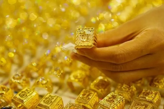 Giá vàng hôm nay ngày 3/3 trong nước tăng mạnh, thế giới duy trì xu hướng đi lên