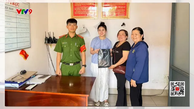 Đồng Nai: Hai người bán bánh mì trả lại hơn 100 triệu đồng nhặt được