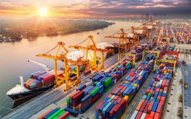 Duy trì tăng trưởng xuất khẩu giữa biến động thuế quan