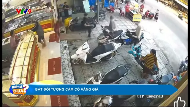 Bắt tại chỗ đối tượng cầm cố vàng giả