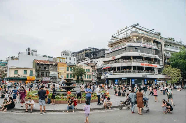 Nhiều nhà dân cạnh Hồ Gươm di rời, tái định cư ở Đông Anh