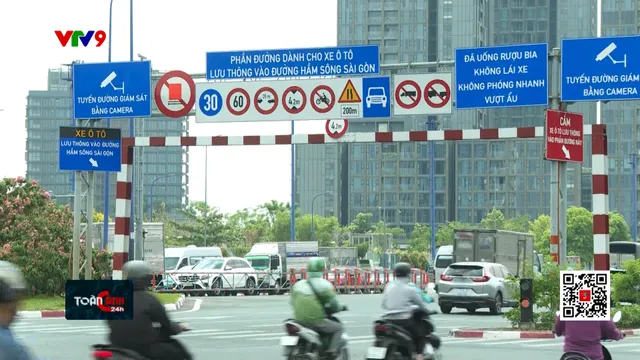 Bất hợp lý biển báo giao thông