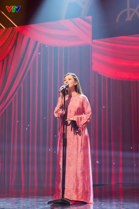 Time, Oh Time! Telling a Story: Honoring Vietnamese Beauty - Ảnh 5.