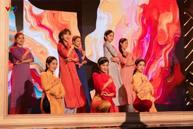 Time, Oh Time! Telling a Story: Honoring Vietnamese Beauty - Ảnh 6.