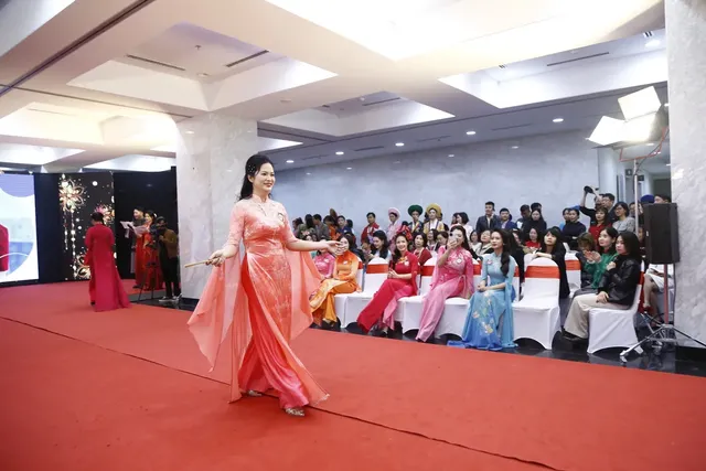 Graceful VTV Radiant at the Celebration of the 115th International Women’s Day on March 8 - Ảnh 8.