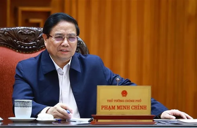 PM chairs meeting to seek solutions to stalled projects - Ảnh 1.