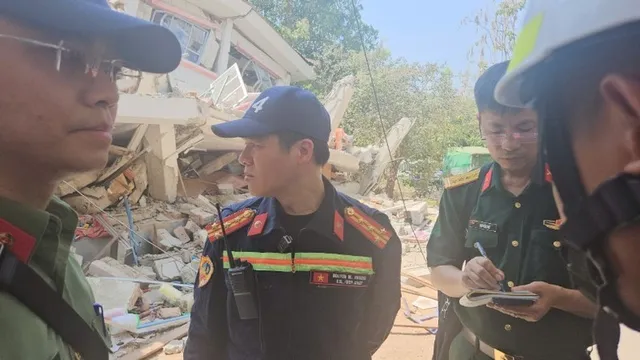 Rescue Team from Vietnam’s Ministry of Public Security begins rescue operations - Ảnh 2.