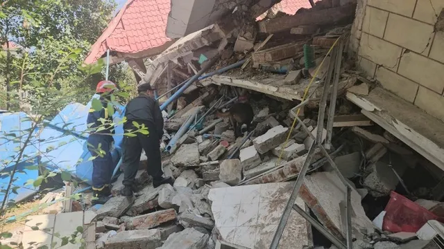 Rescue Team from Vietnam’s Ministry of Public Security begins rescue operations - Ảnh 6.