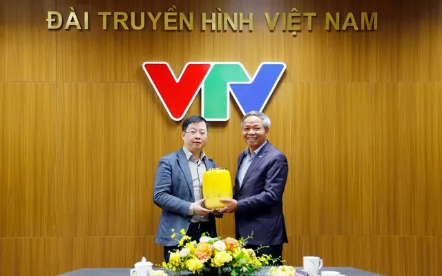 VTV and CMC Explore Strategic Cooperation for Breakthroughs in the Digital  Age - Ảnh 1.