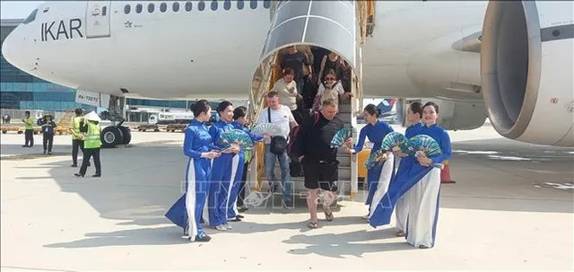 New charter flights boost Russian tourism to Khanh Hoa - Ảnh 1.