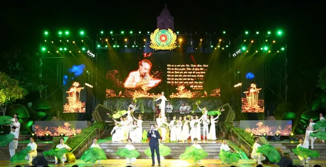 Tune in to the art performance program ‘The Memories That Remain’ (at 20:10 on VTV1). - Ảnh 1.