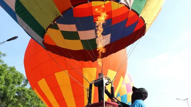 Dong Nai launches Hot Air Balloon Festival and investment promotion event - Ảnh 5.