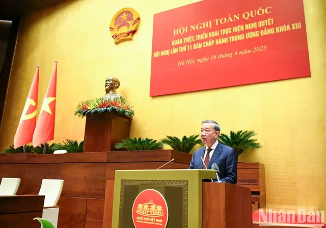 In Pictures: General Secretary To Lam delivers speech at national conference on Resolution of 11th plenum of the 13th Party Central Committee - Ảnh 1.