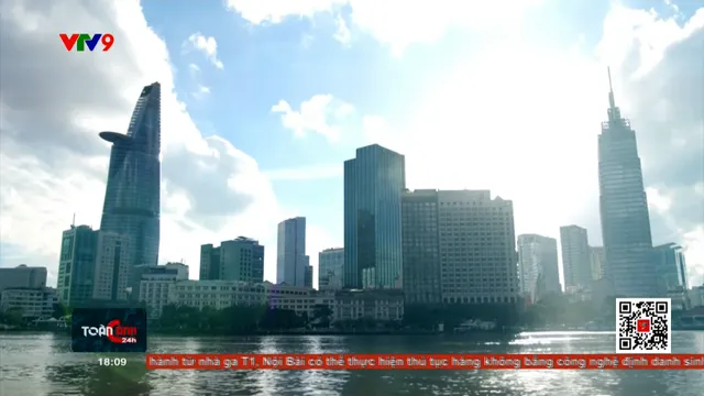 TP. Hồ Chí Minh 50 năm "vươn mình" thành "đầu tàu" Kinh tế