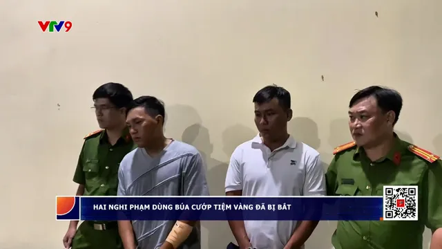 Hai nghi phạm dùng búa cướp tiệm vàng sa lưới