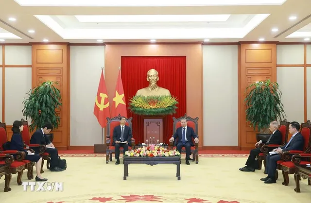 Vietnam considers Japan as top important partner: Party chief - Ảnh 1.