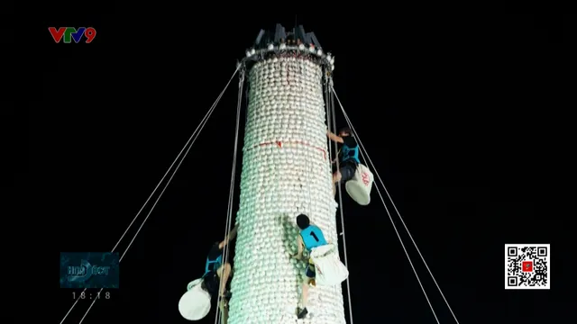 Lễ hội bánh bao tại Hong Kong (Trung Quốc)