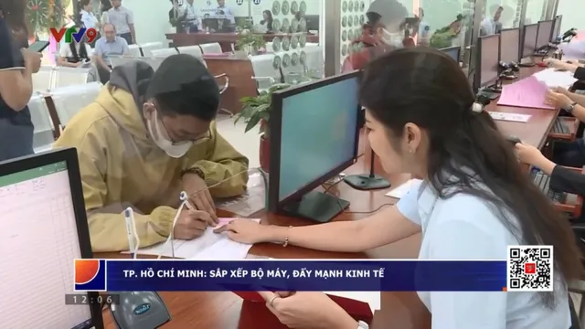 TP. Hồ Chí Minh: Sắp xếp bộ máy, đẩy mạnh kinh tế