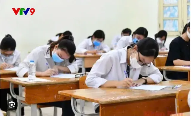 Lộ đề thi môn toán, hơn 600 học sinh lớp 8 phải kiểm tra lại