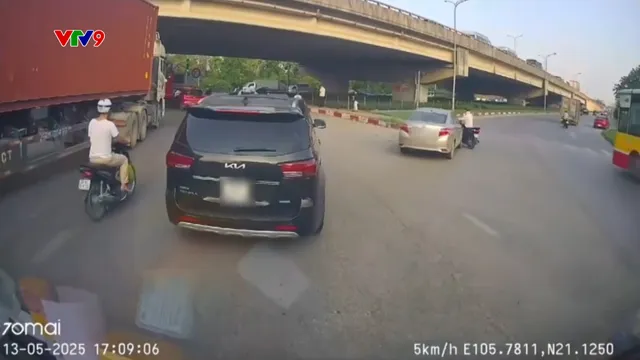 Chạy xe tuỳ tiện, thiệt mình hại người