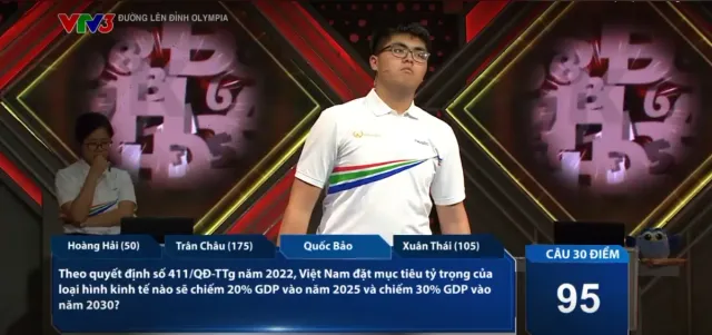 Road to Olympia Mount: Quang Tri Schoolgirl Advances Impressively to Quarter 3 - Ảnh 3.