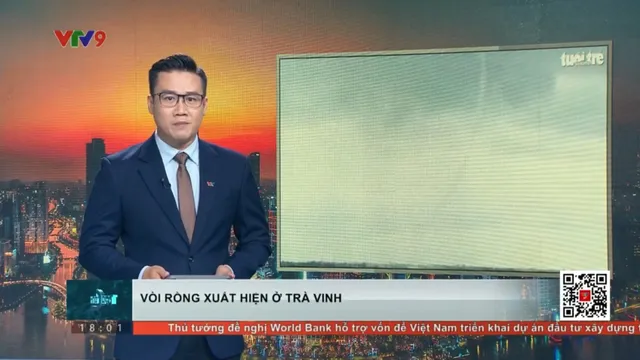 Khoảnh khắc vòi rồng hút nước cao gần 100m xuất hiện ở Trà Vinh