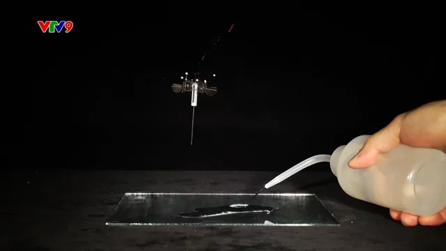 Robot nhảy lò cò