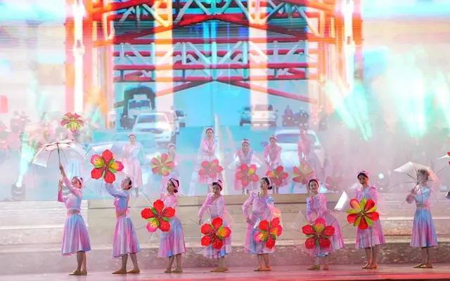 Live Broadcast: Opening Ceremony of the Red Flamboyant Festival – Hai Phong 2025 (8:10 PM, VTV1) - Ảnh 1.