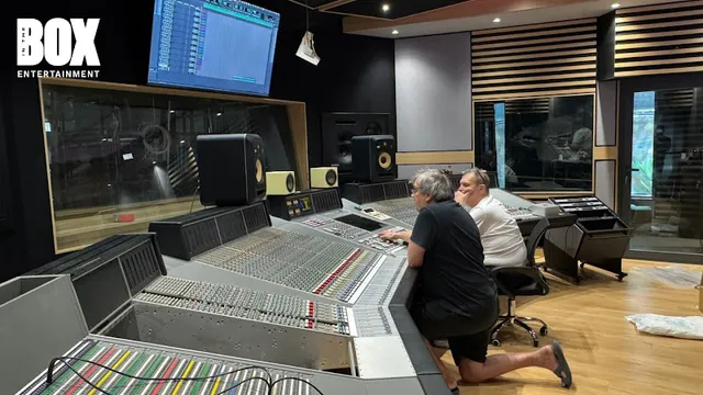 BOX ENTERTAINMENT - Global music journey starts from Vietnam - Ảnh 2.