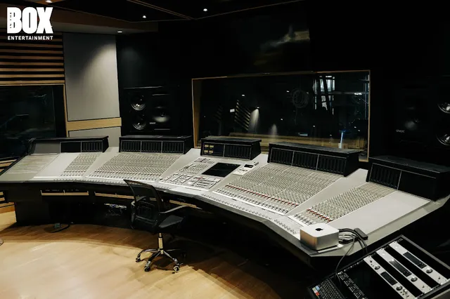 BOX ENTERTAINMENT - Global music journey starts from Vietnam - Ảnh 1.