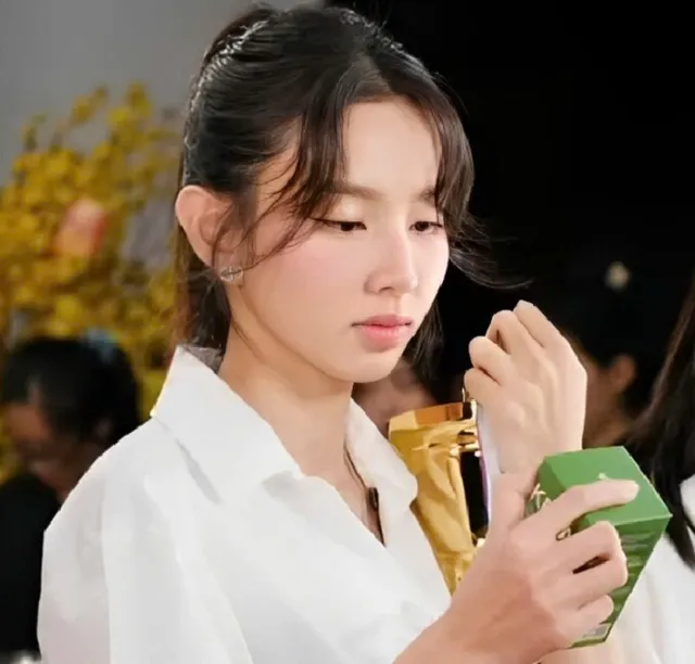 Xé giấy nợ - Thắng kiện ngoạn mục: Câu chuyện pháp lý đằng sau ánh hào quang người đẹp