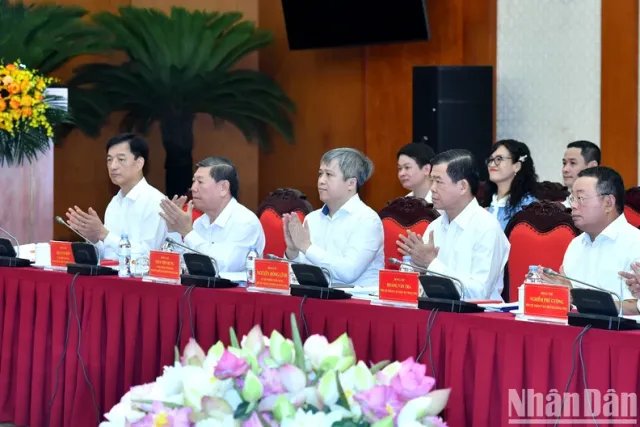 In Pictures: Party chief works with Party Central Committee’s Inspection Commission - Ảnh 8.