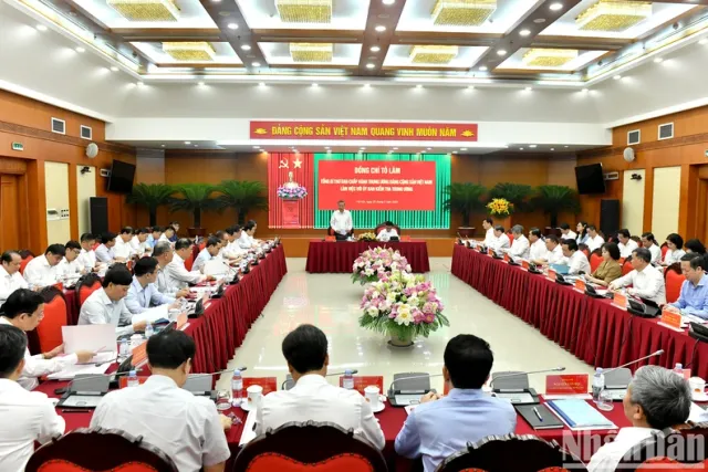 In Pictures: Party chief works with Party Central Committee’s Inspection Commission - Ảnh 9.