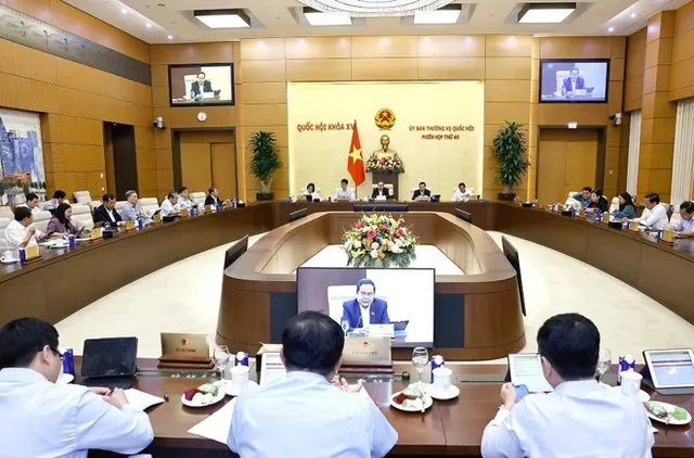 Legal assurance, innovation support key to private sectors development: Top legislator - Ảnh 1.