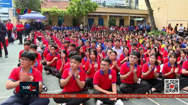 TP. Hồ Chí Minh khai mạc hè và Chiến dịch tình nguyện Hoa phượng đỏ lần thứ 20