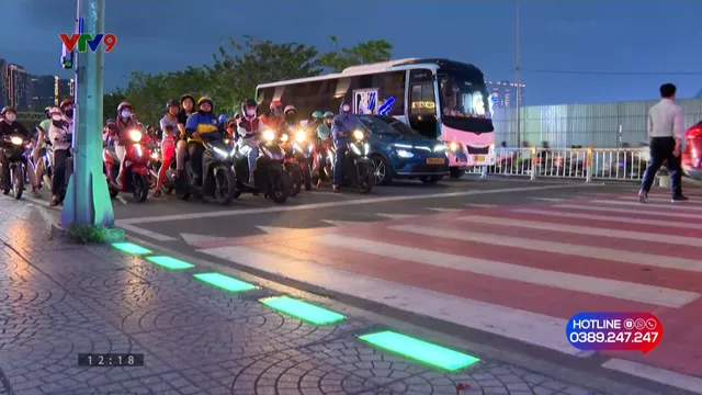Alo V9 (08/6/2025): Người dân ủng hộ mô hình lắp đèn báo chỉ đường an toàn cho người đi bộ