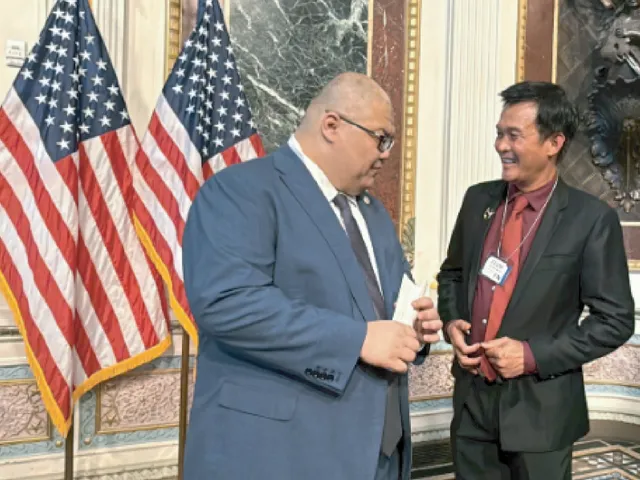 Artisan Ho Thanh Tuan Attends Asian American Recognition Ceremony at the White House - Ảnh 2.