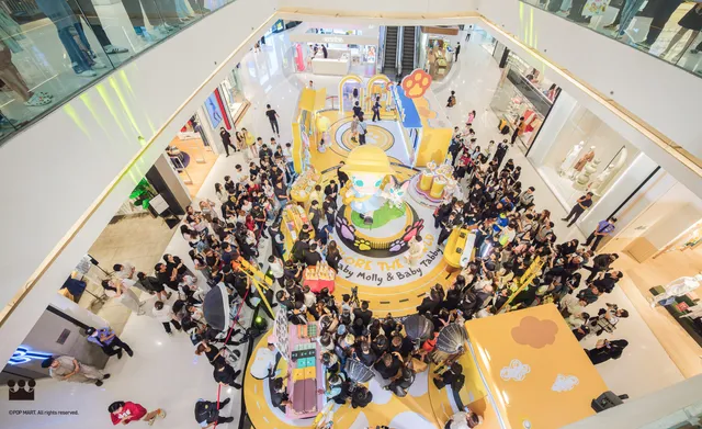 Iconic character Baby Molly arrives in Vietnam  - Ảnh 1.